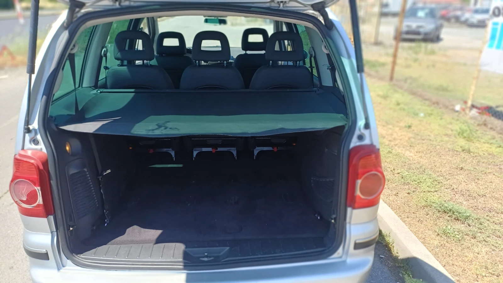 VW Sharan, снимка 14 - Автомобили и джипове - 55144155