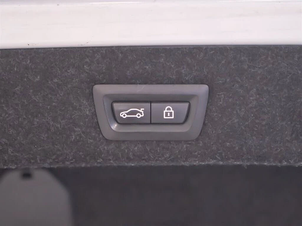 BMW 540 M-PK* HARMAN* CARPLAY* 360* КРАЙНА ЦЕНА, снимка 16 - Автомобили и джипове - 55526485