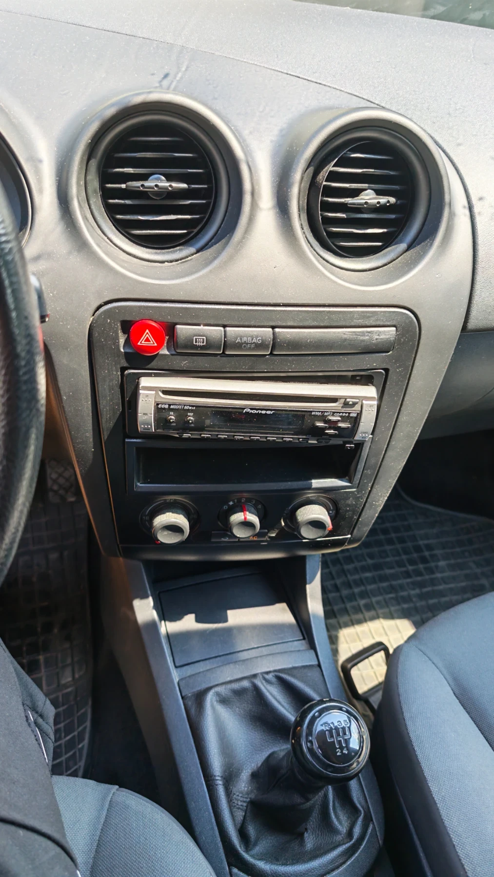 Seat Ibiza 1200 kb 64 k. S. , снимка 7 - Автомобили и джипове - 55573594