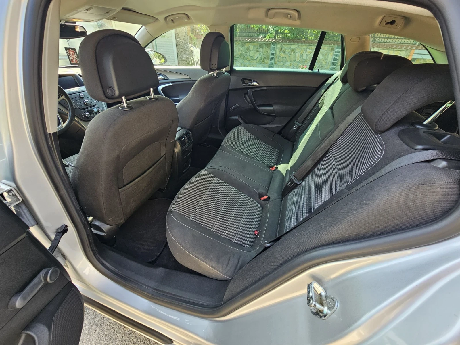Opel Insignia, снимка 11 - Автомобили и джипове - 55622291