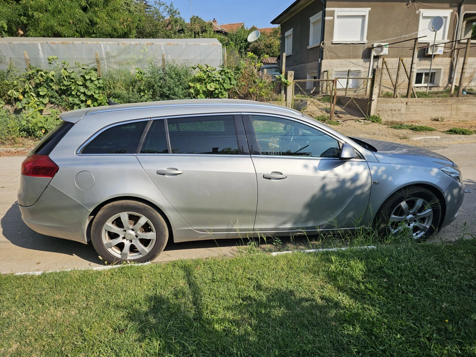 Opel Insignia, снимка 5 - Автомобили и джипове - 55622291