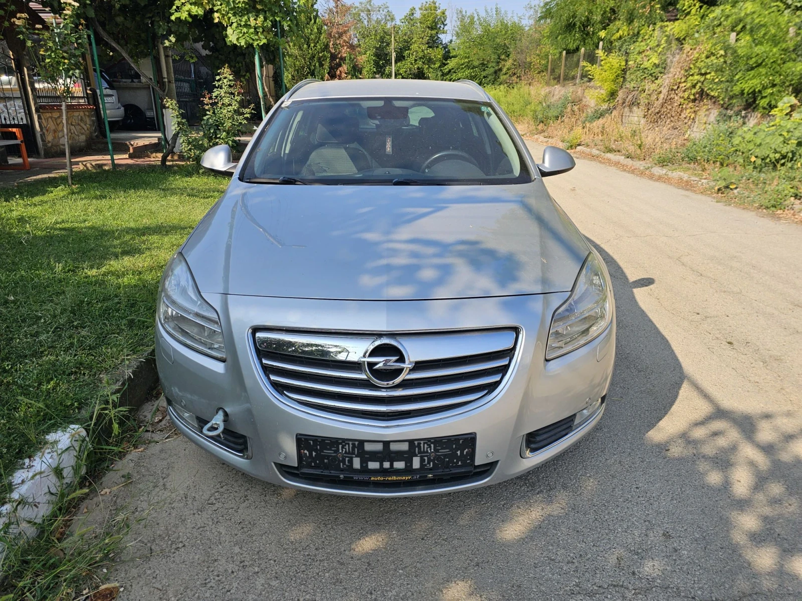Opel Insignia, снимка 2 - Автомобили и джипове - 55622291