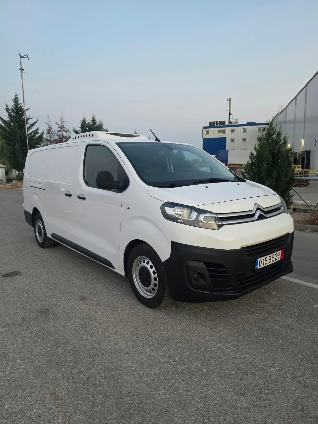 Peugeot Expert хладилен с климатик, снимка 2 - Автомобили и джипове - 56024363