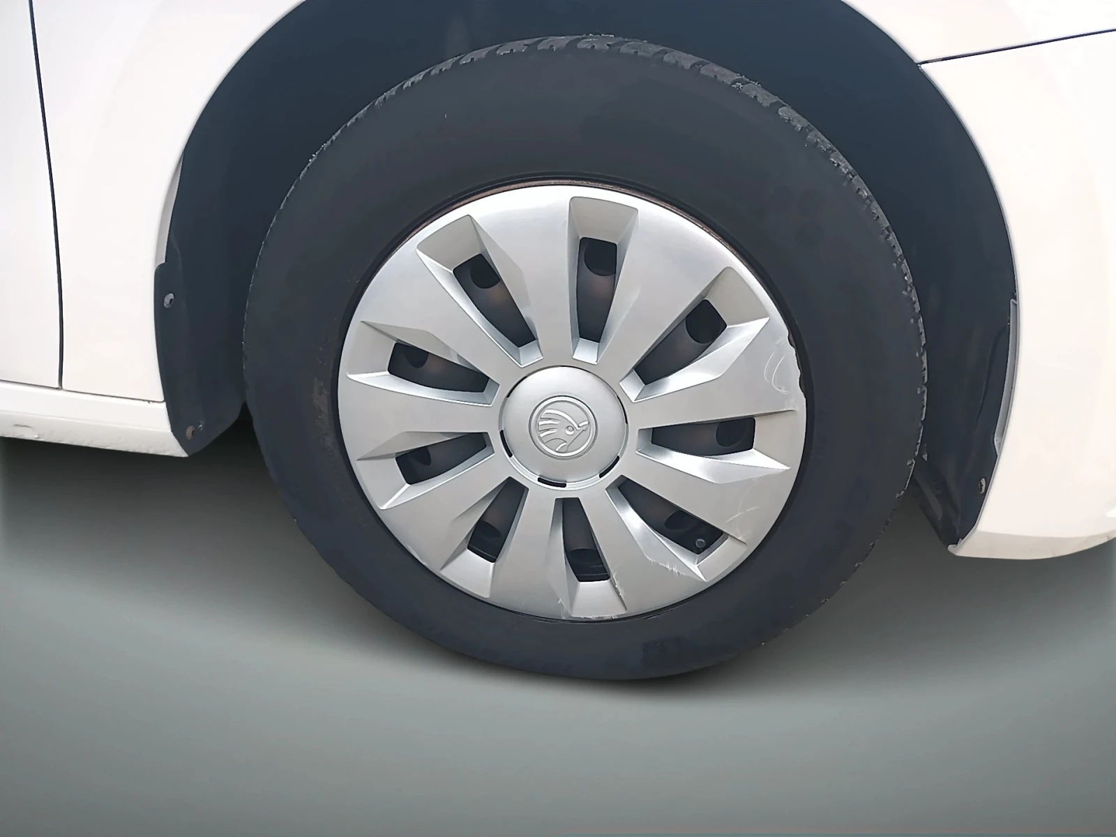 Skoda Fabia 1.0 MPI / LPG, снимка 7 - Автомобили и джипове - 56085490