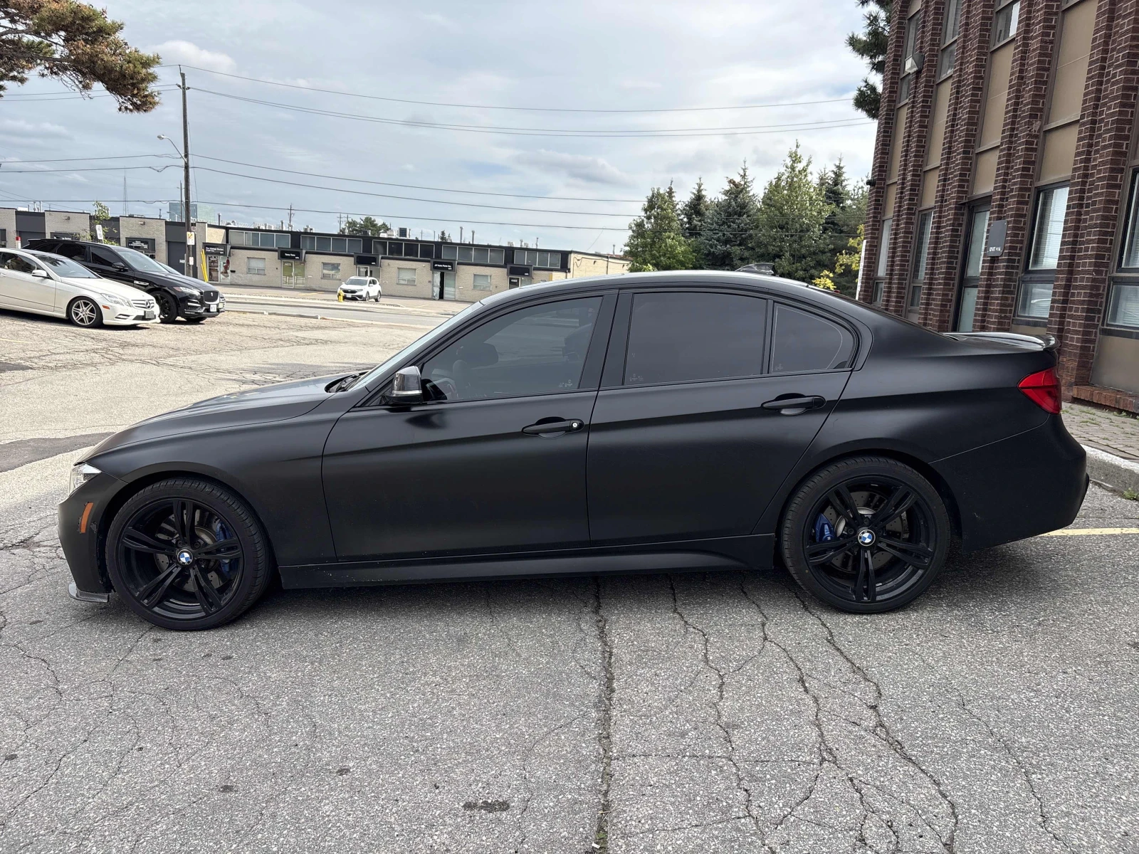 BMW 340 i xDrive / HUD / Harman Kardon / Carfax, снимка 2 - Автомобили и джипове - 56120056