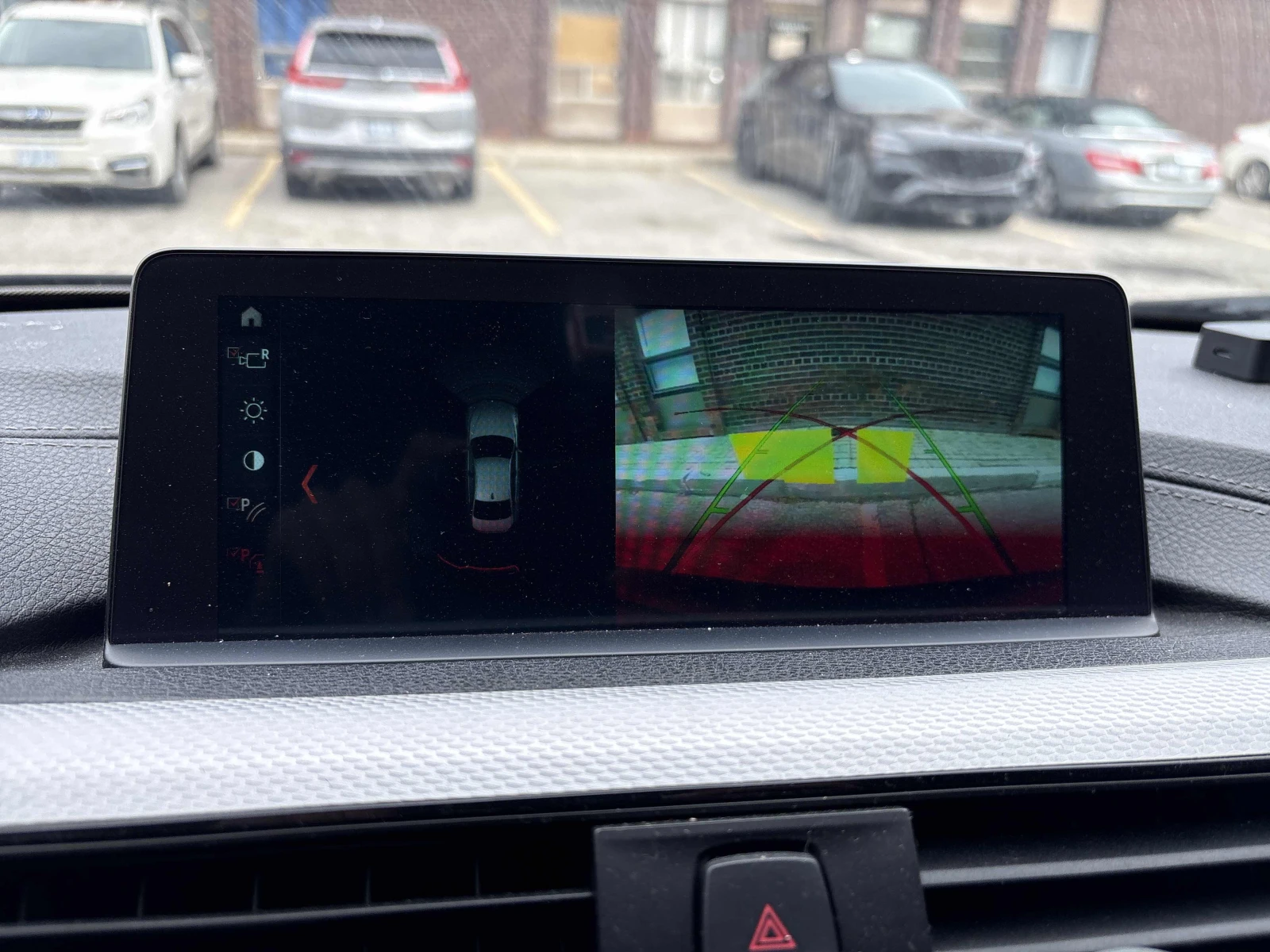 BMW 340 i xDrive / HUD / Harman Kardon / Carfax, снимка 17 - Автомобили и джипове - 56120056