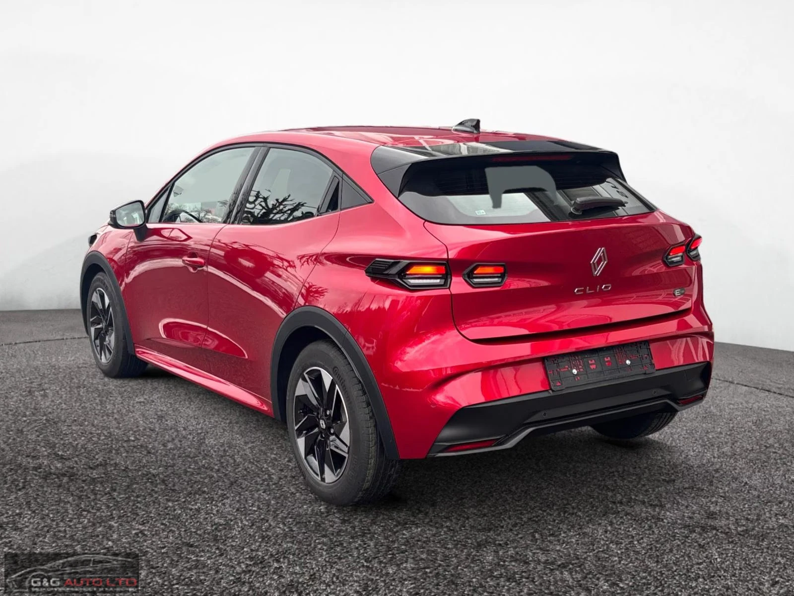 Renault Clio 6 EVOLUTION/159HP/HEV/E-TECH/CAM/LED/CPLAY/695q, снимка 5 - Автомобили и джипове - 56200467