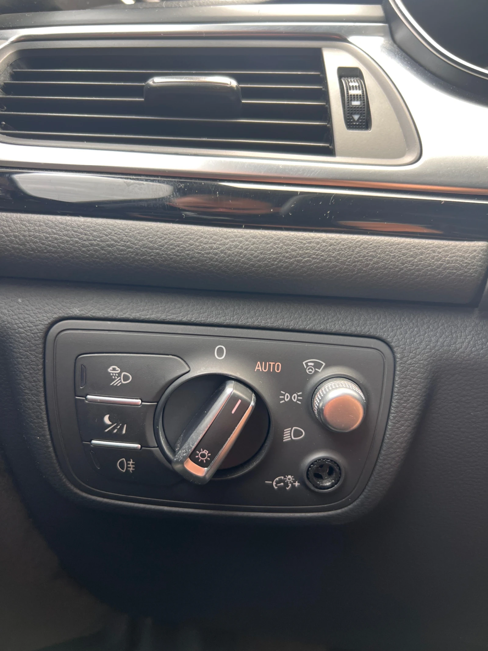 Audi A6 3.0Т QUATTRO , снимка 8 - Автомобили и джипове - 56408435