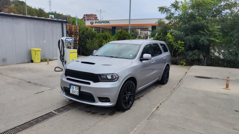 Dodge Durango 5.7 R/T, снимка 2 - Автомобили и джипове - 47076244