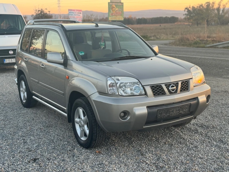 Nissan X-trail 2.0i* 4х4* Клима* Германия* Оригинал* Панорама* , снимка 3 - Автомобили и джипове - 47868235