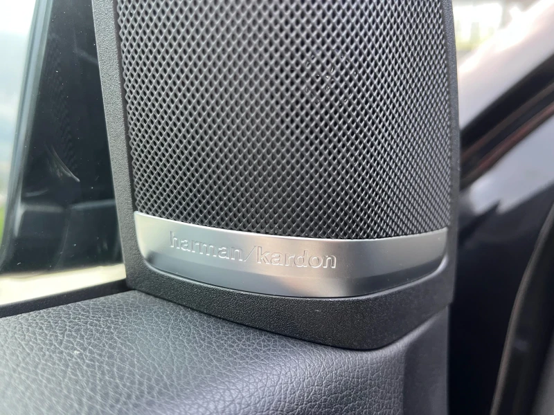 Mercedes-Benz ML 350 d 4Matic/7G/Harmon Kardon/alkantara/panorama, снимка 8 - Автомобили и джипове - 52664055