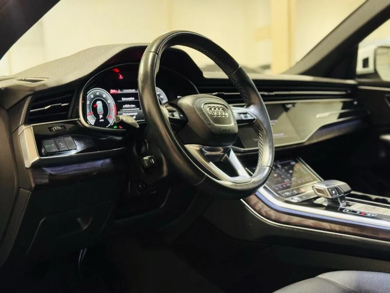 Audi Q8 * Progressiv | BLACK OPTICS | SLINE * CARFAX * БЕЗ, снимка 8 - Автомобили и джипове - 52959866