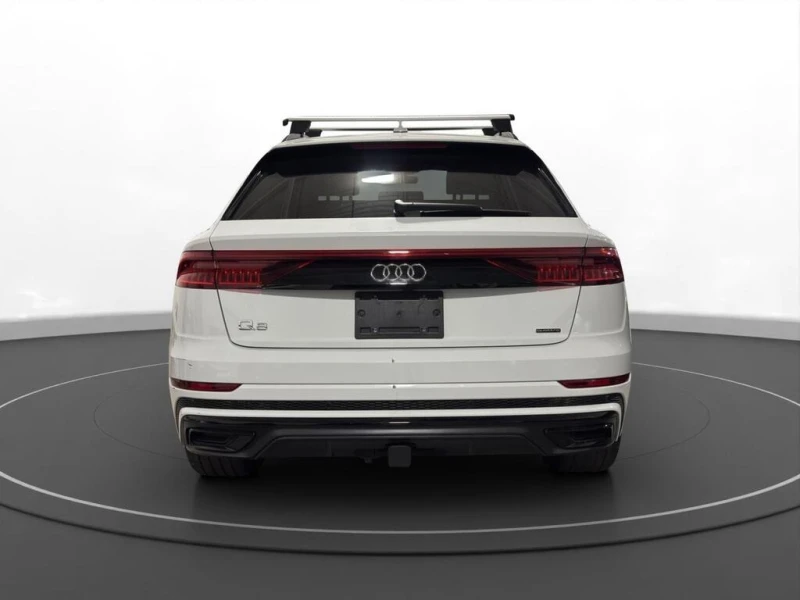 Audi Q8 * Progressiv | BLACK OPTICS | SLINE * CARFAX * БЕЗ, снимка 6 - Автомобили и джипове - 52959866