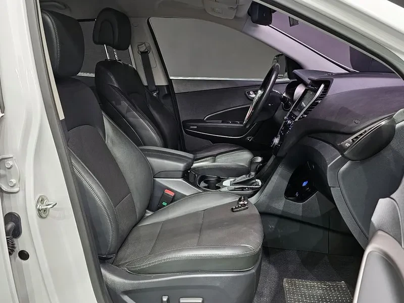 Hyundai Santa fe 2.0, снимка 10 - Автомобили и джипове - 54256642