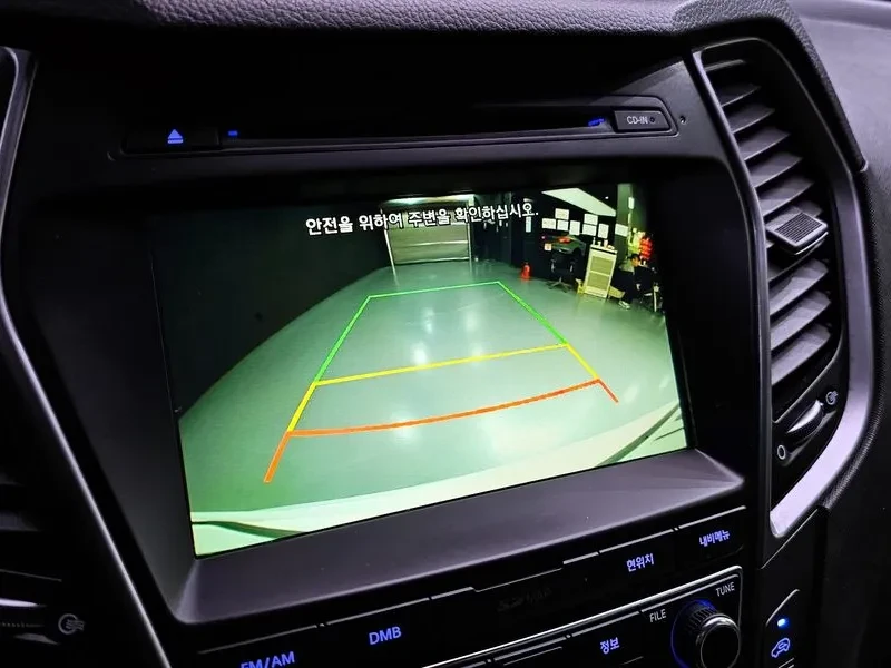 Hyundai Santa fe 2.0, снимка 16 - Автомобили и джипове - 54256642