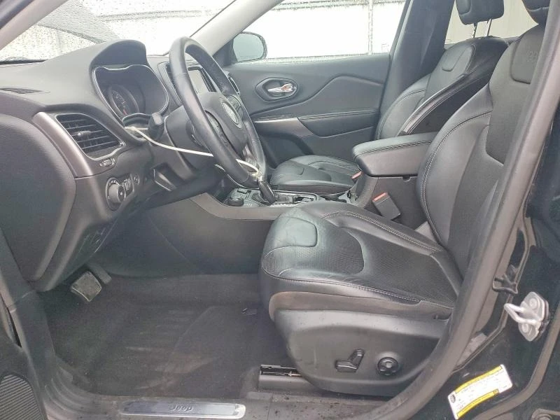 Jeep Cherokee, снимка 7 - Автомобили и джипове - 54666843