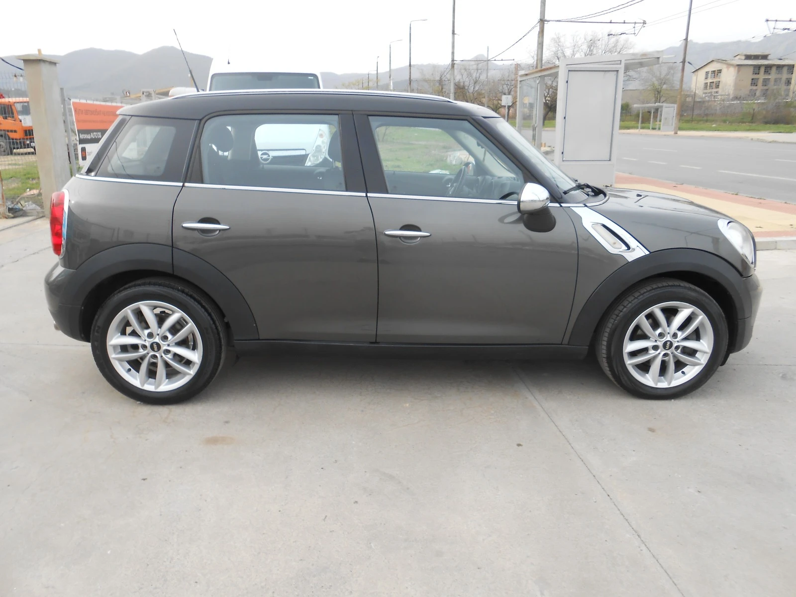 Mini Countryman 1.6i-Euro-5A-6sk - изображение 4