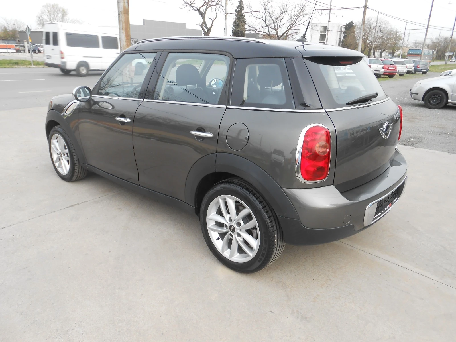 Mini Countryman 1.6i-Euro-5A-6sk - изображение 7