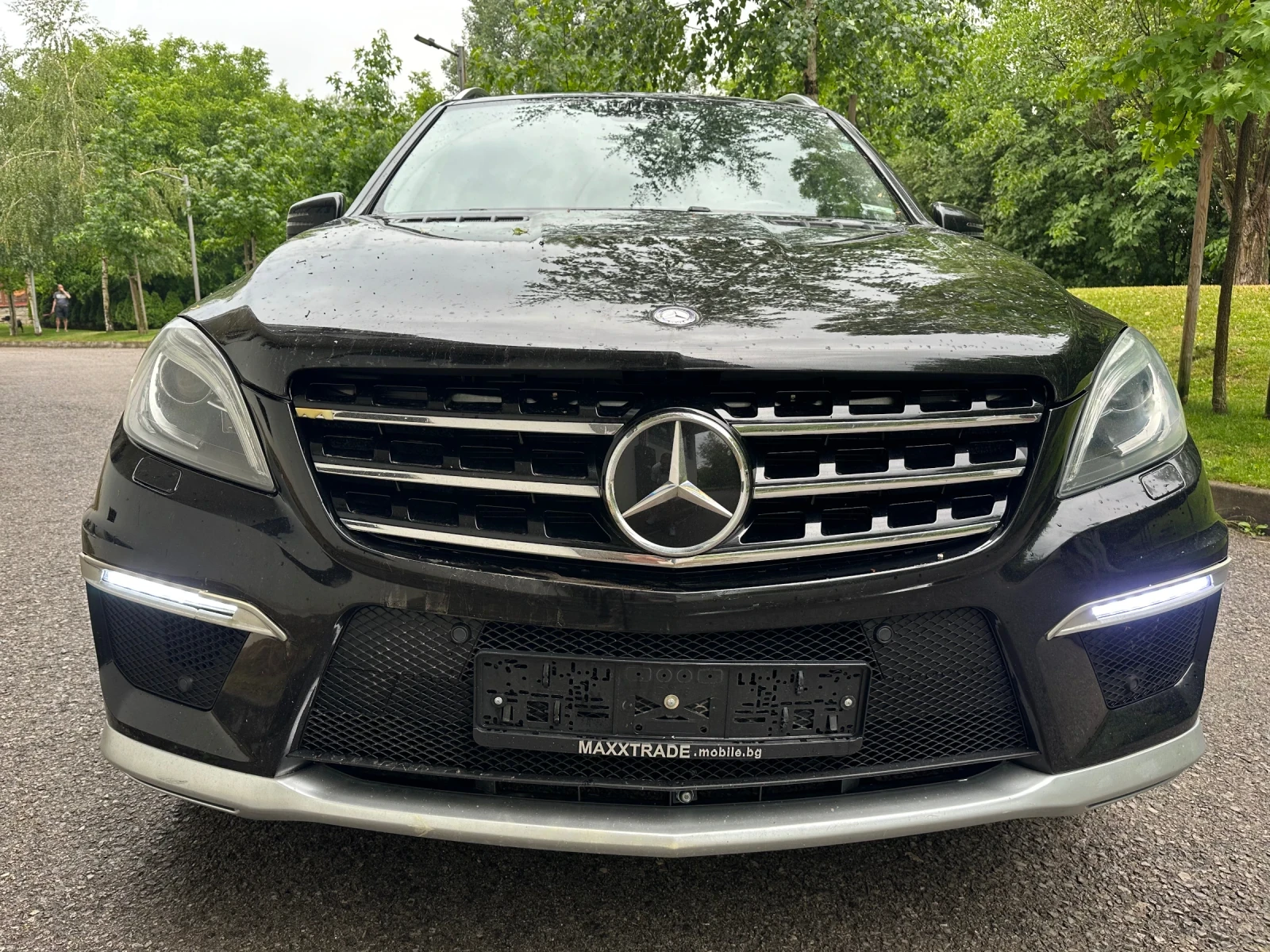 Mercedes-Benz ML 500 AMG OPTIC / РЕГИСТРИРАН - изображение 2