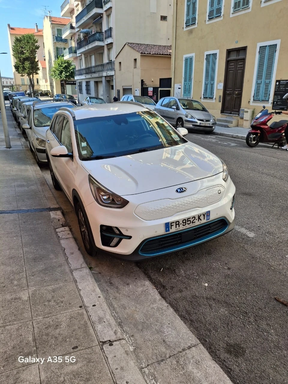 Kia Niro DYNAMIC 64KW 204КС - изображение 2