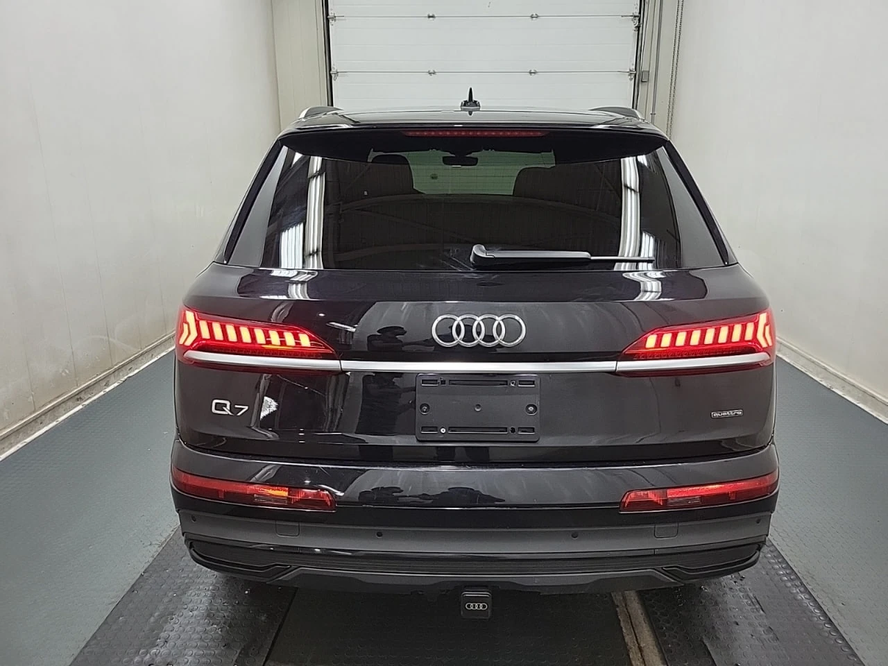 Audi Q7 * CARFAX * АВТО КРЕДИТ * ЦЕНА ДО БГ! - изображение 4