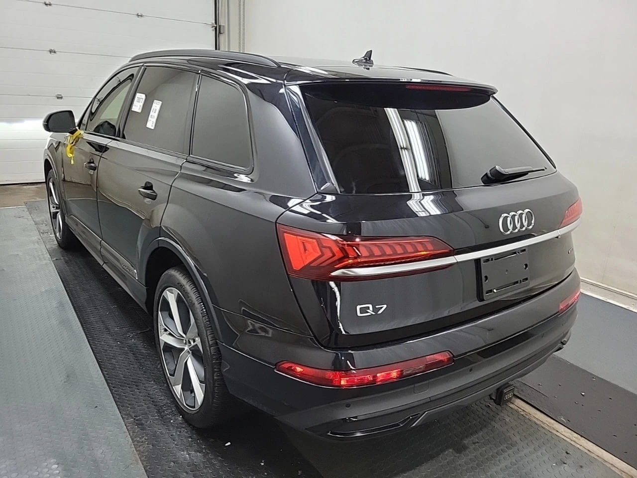 Audi Q7 * CARFAX * АВТО КРЕДИТ * ЦЕНА ДО БГ! - изображение 5