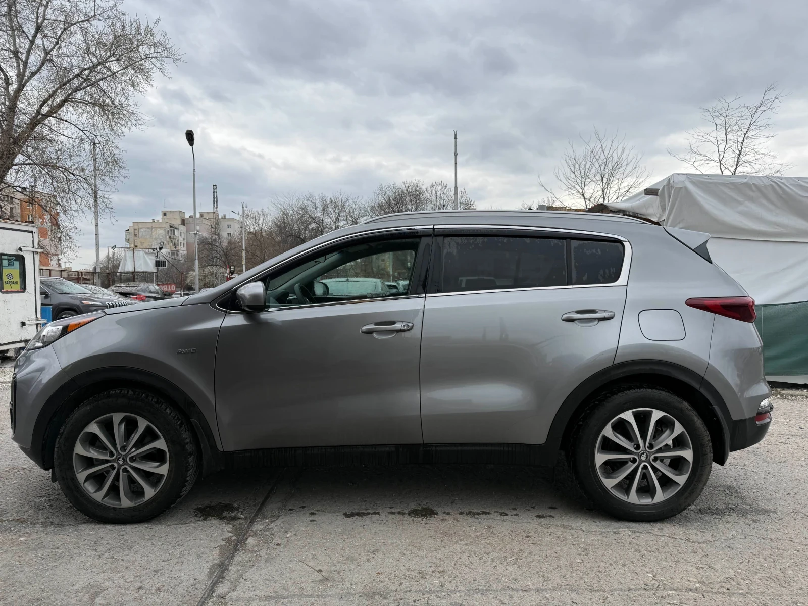 Kia Sportage AWD, снимка 4 - Автомобили и джипове - 53918491