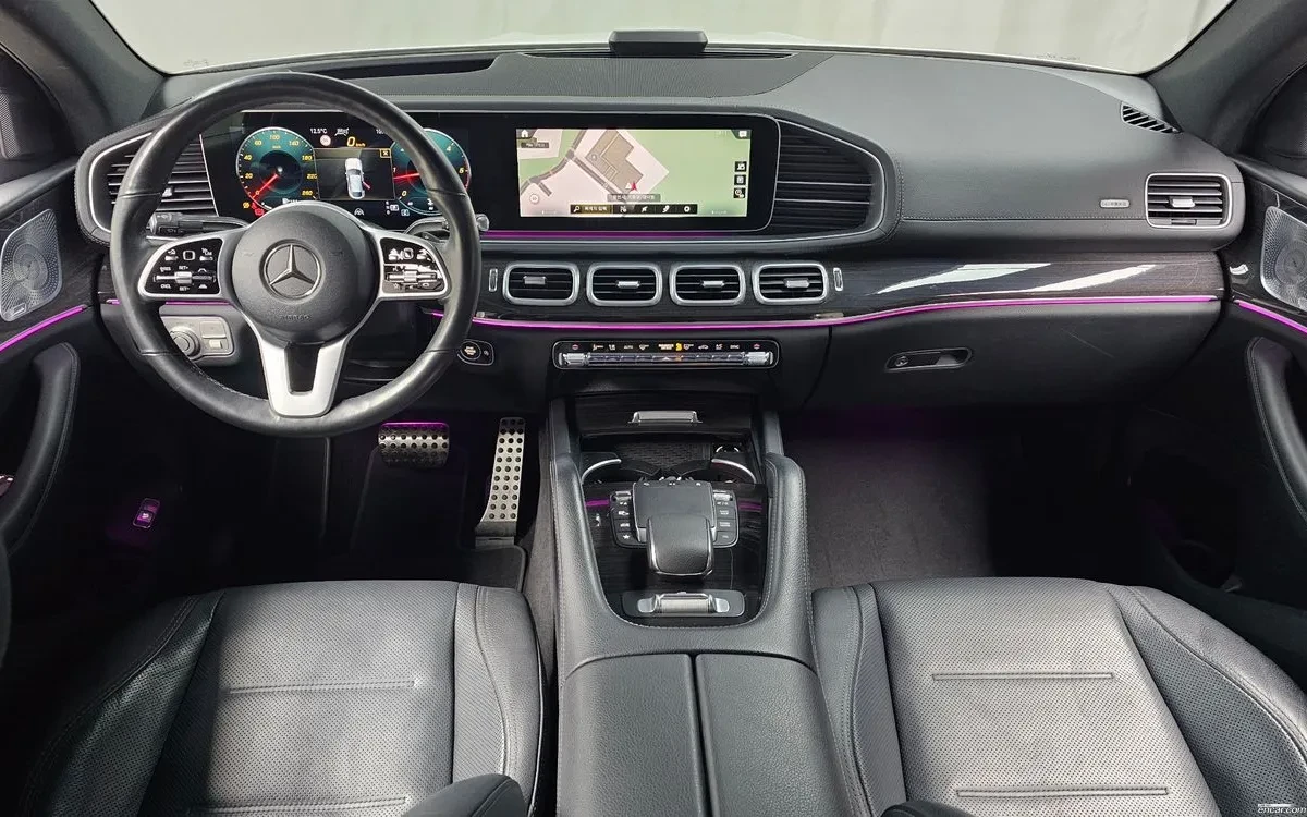 Mercedes-Benz GLE 400 2021* AMG PK* HEAD-UP* 9G* ОБДУХ* КРАЙНА ЦЕНА, снимка 6 - Автомобили и джипове - 54127801