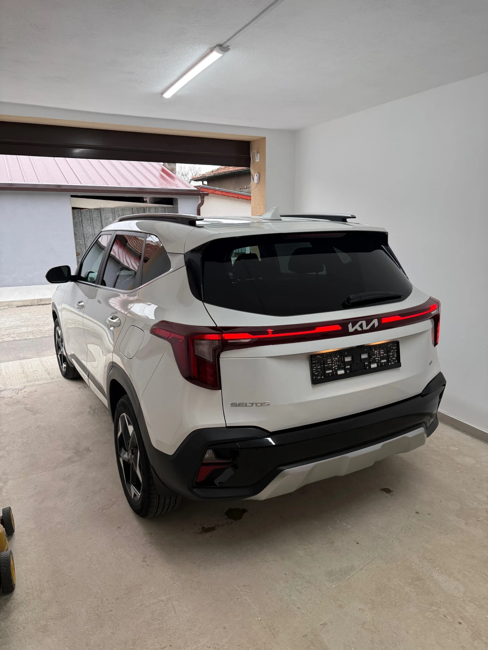 Kia Seltos 2.0 MPI AWD 4x4, снимка 5 - Автомобили и джипове - 54477016