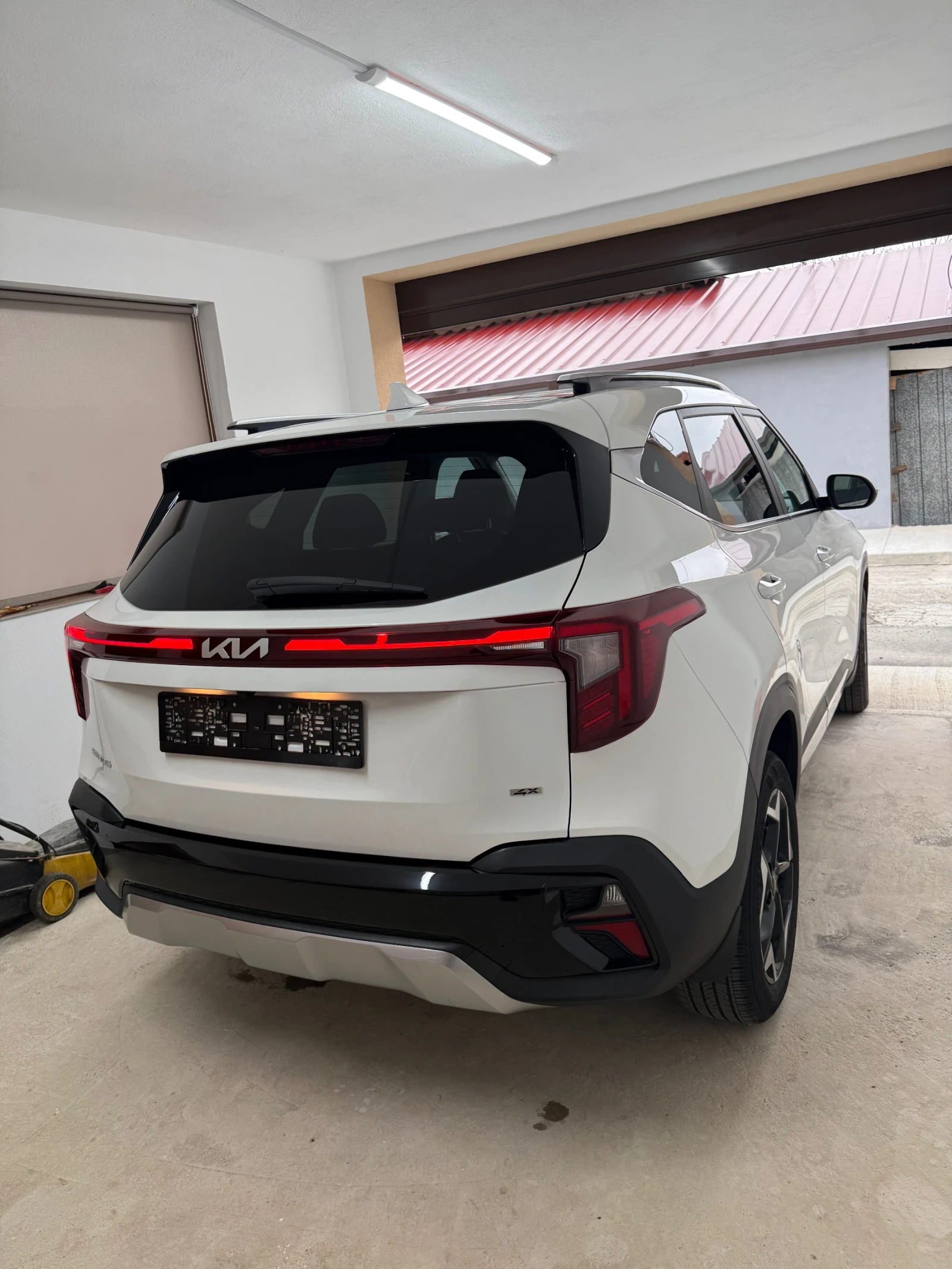 Kia Seltos 2.0 MPI AWD 4x4, снимка 6 - Автомобили и джипове - 54477016