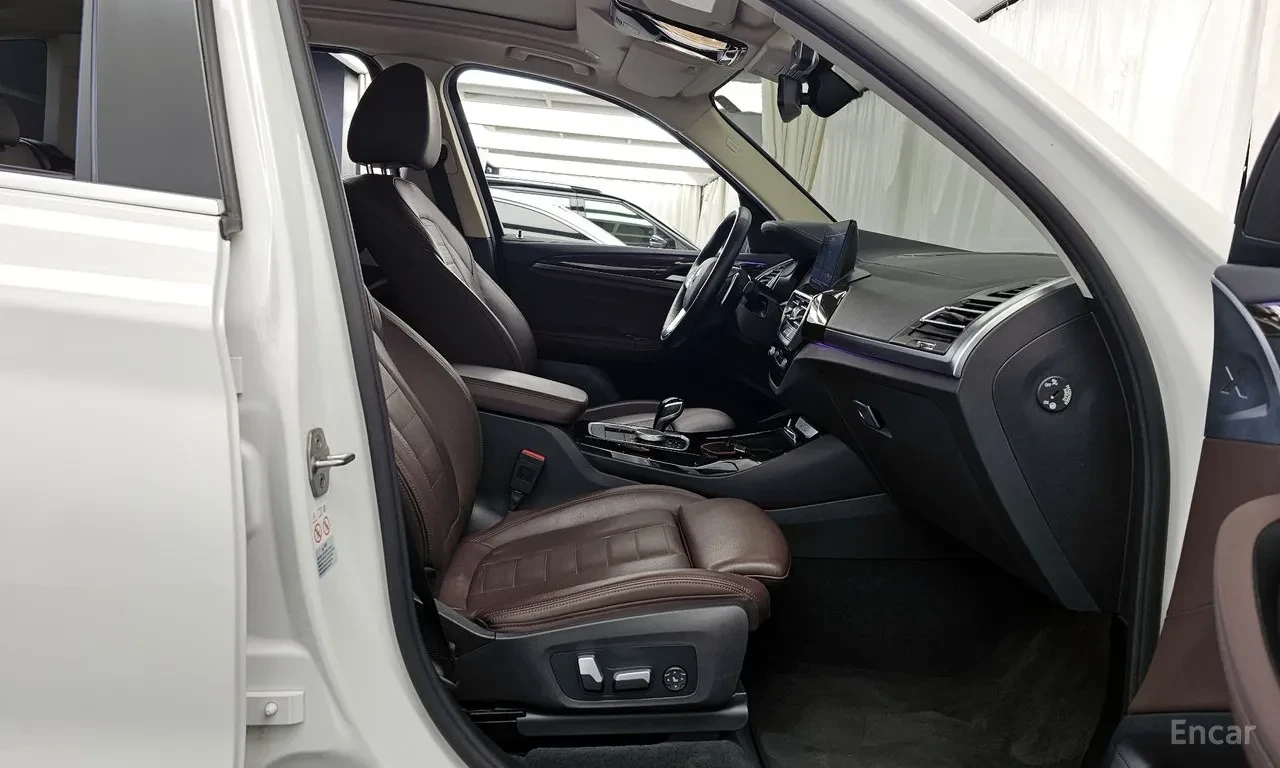 BMW X3 xDrive 30e Plug-in Hybrid (G01), снимка 11 - Автомобили и джипове - 54593490