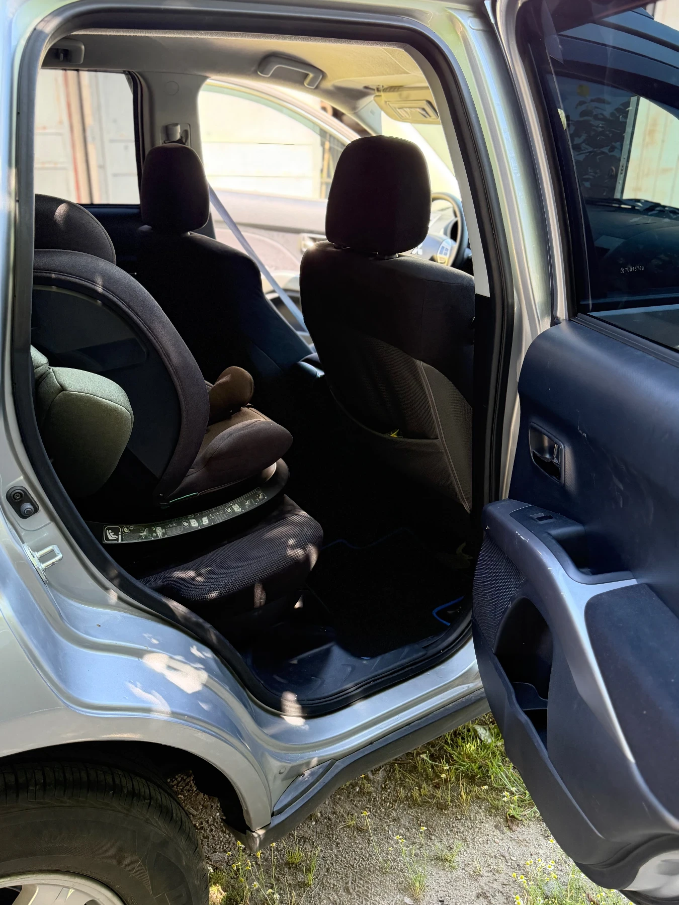 Mitsubishi Outlander 2, снимка 10 - Автомобили и джипове - 54723388