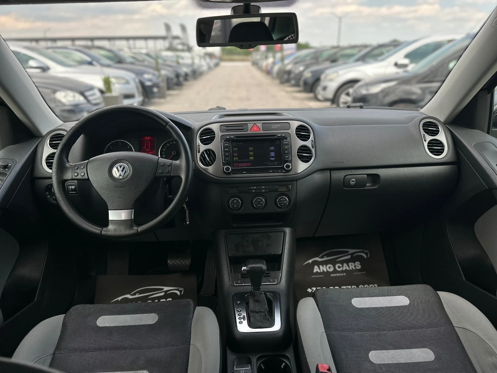 VW Tiguan * 2.0TDI* 4Motion* DSG* СервизнаИстория* , снимка 9 - Автомобили и джипове - 54886727