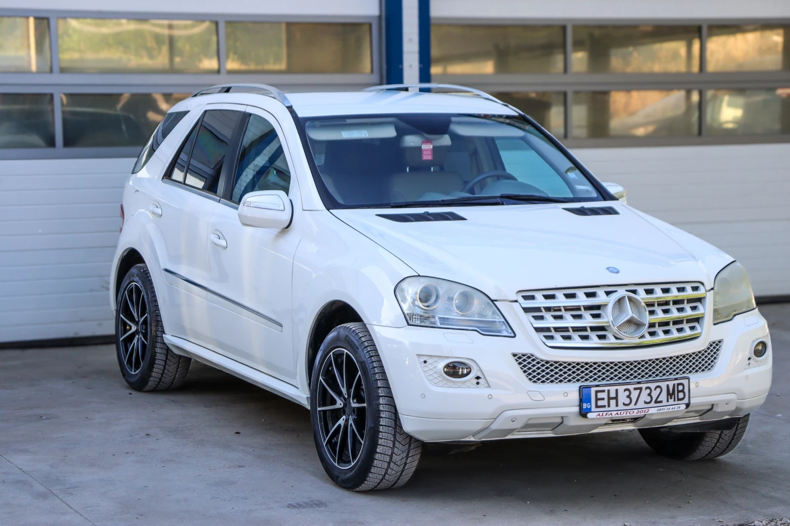 Mercedes-Benz ML 350 CDI 4-MATIC , снимка 3 - Автомобили и джипове - 54991555