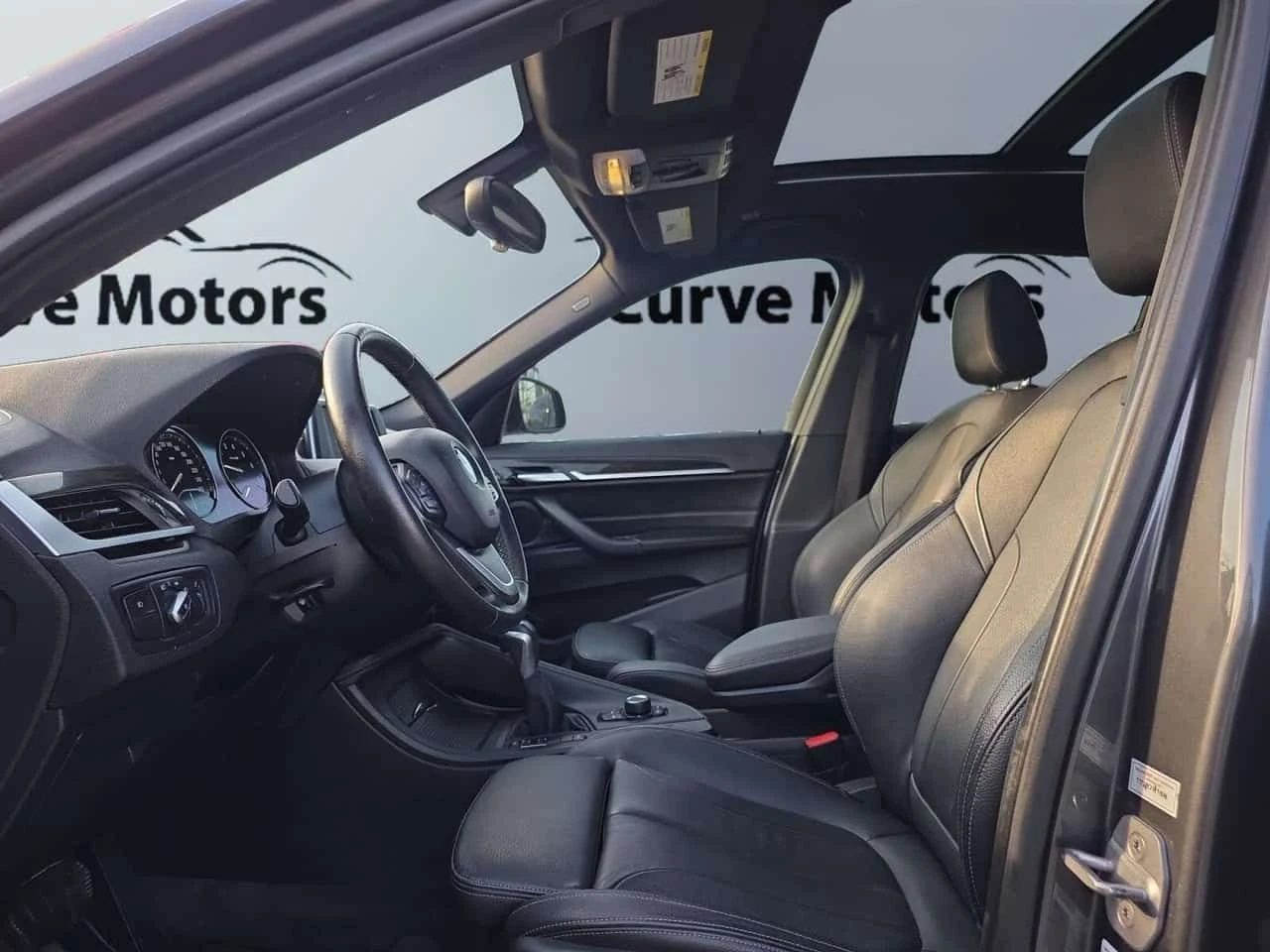BMW X1 * XDrive28i * FULL SERVICE HISTORY / PANORAMIC ROO, снимка 7 - Автомобили и джипове - 55047637