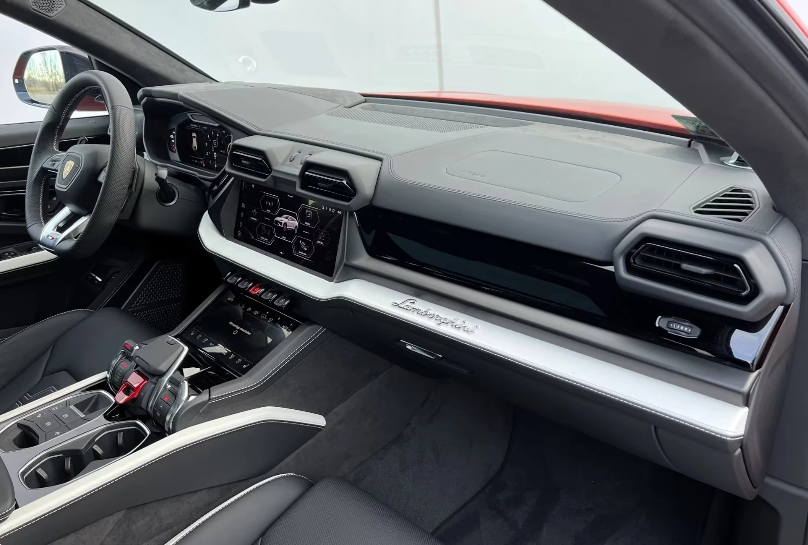 Lamborghini Urus SE, снимка 10 - Автомобили и джипове - 55099088