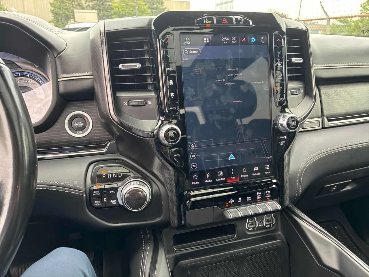 Dodge RAM 1500 Limited/360/HUD/ОБДУХВАНЕ/ВЪЗДУХ/CARFAX/АВТОКРЕДИТ, снимка 9 - Автомобили и джипове - 55650223