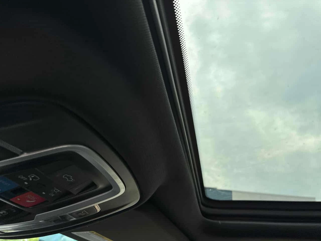 Dodge RAM 1500 Limited/360/HUD/ОБДУХВАНЕ/ВЪЗДУХ/CARFAX/АВТОКРЕДИТ, снимка 15 - Автомобили и джипове - 55650223