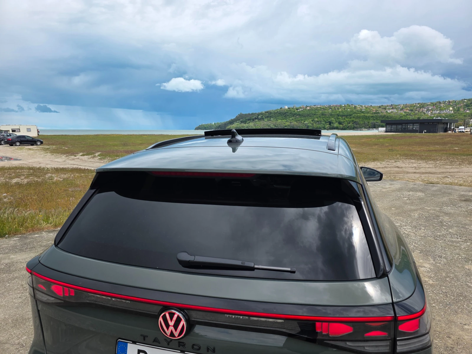 VW Tayron 2.0 R-Line Plus Edition, снимка 6 - Автомобили и джипове - 55808424