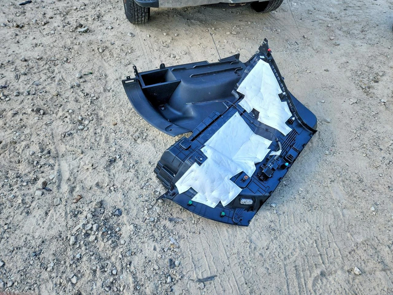 Hyundai Tucson 1.6l Sel Convenience, снимка 13 - Автомобили и джипове - 55995573