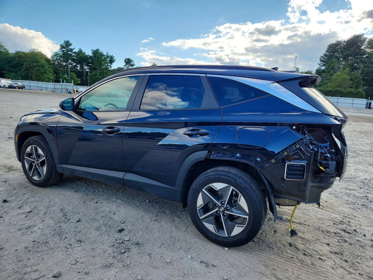 Hyundai Tucson 1.6l Sel Convenience, снимка 2 - Автомобили и джипове - 55995573
