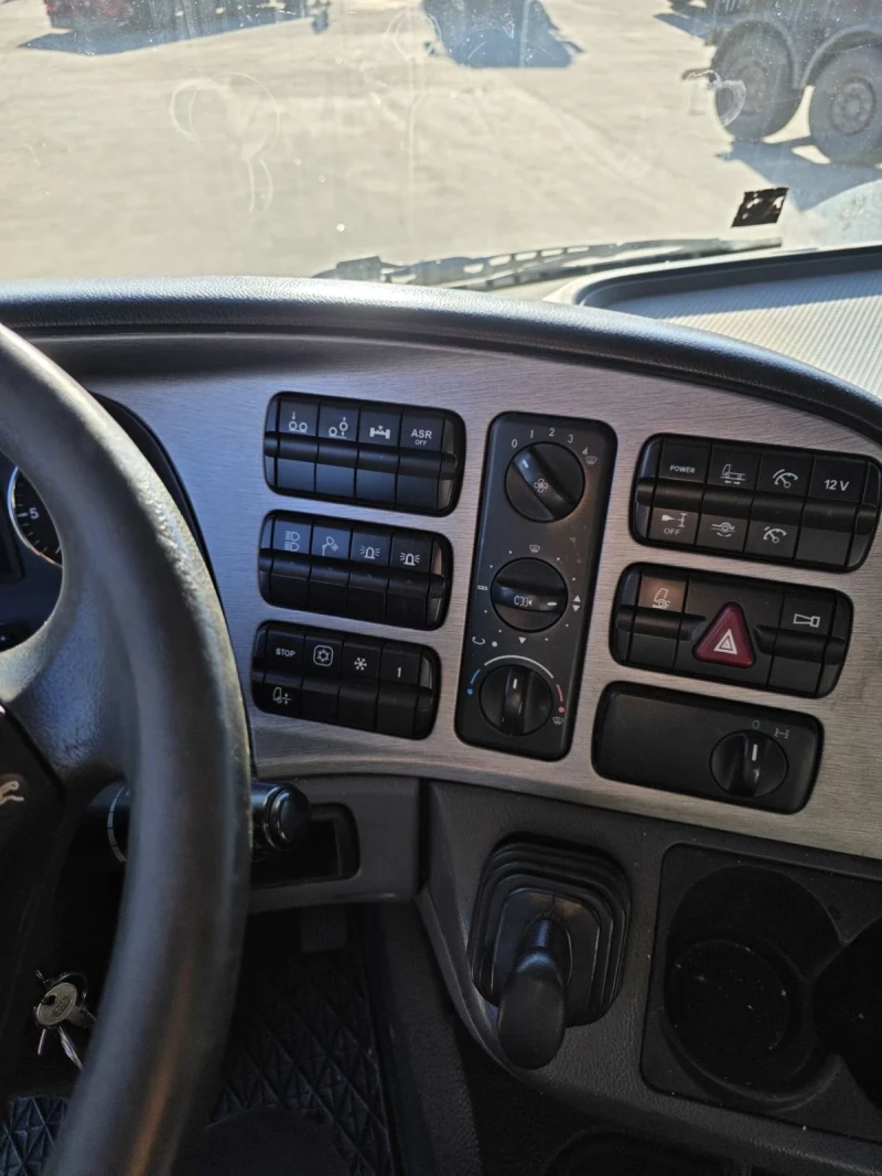 Mercedes-Benz Actros, снимка 8 - Камиони - 52616244