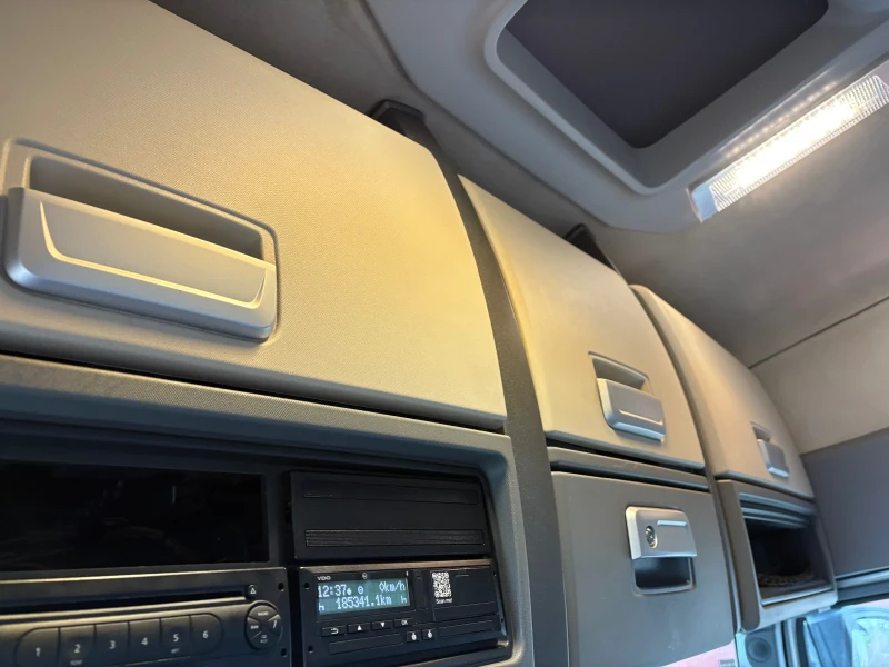 Renault T Т480, снимка 2 - Камиони - 52861219