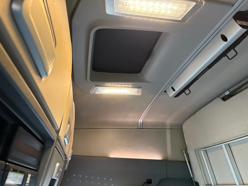 Renault T Т480, снимка 3 - Камиони - 52861219