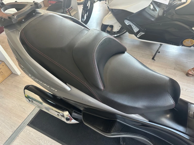 Suzuki Burgman 400i ABS 05.2015г., снимка 7 - Мотоциклети и мототехника - 51340940