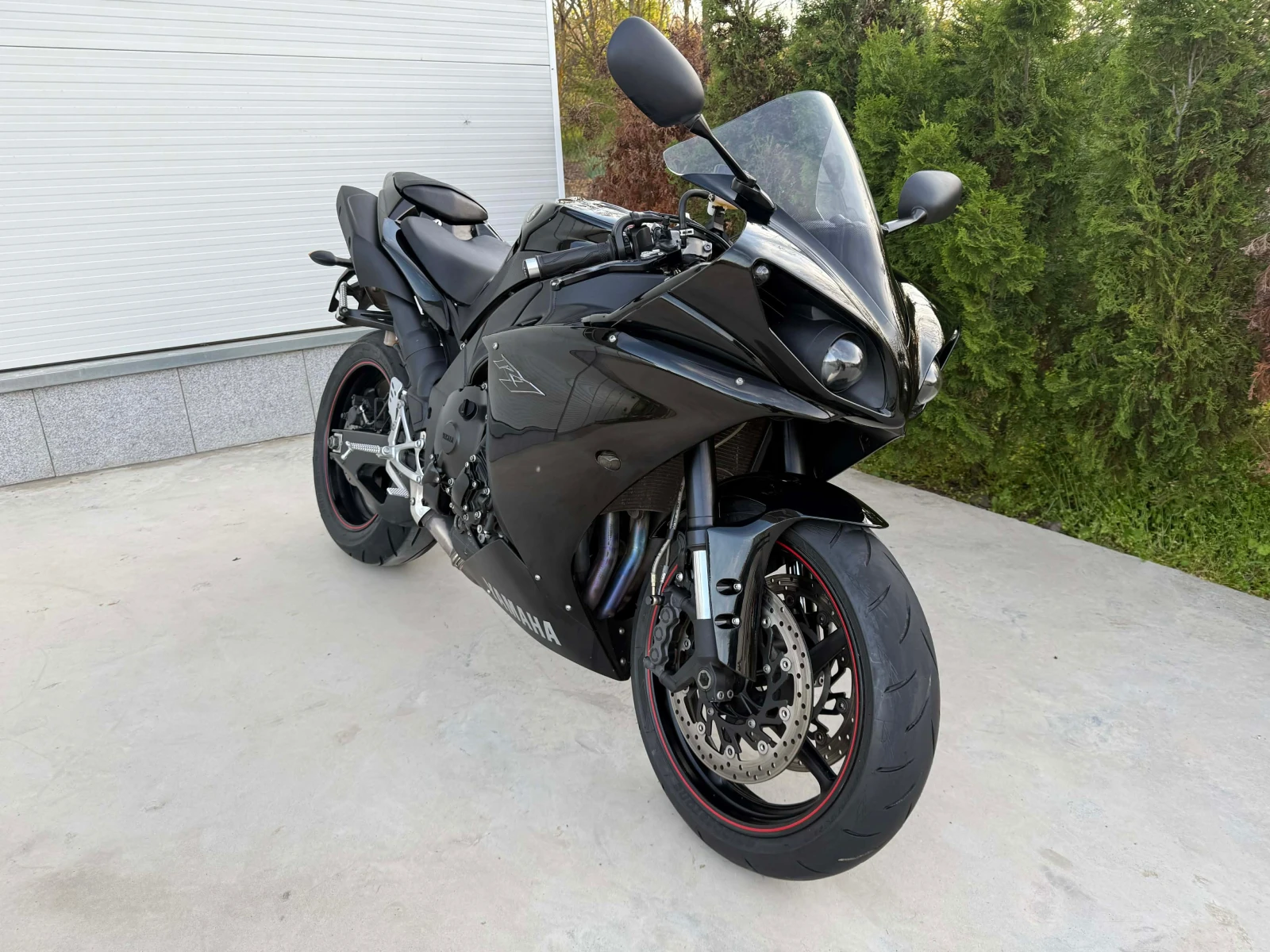 Yamaha YZF-R1