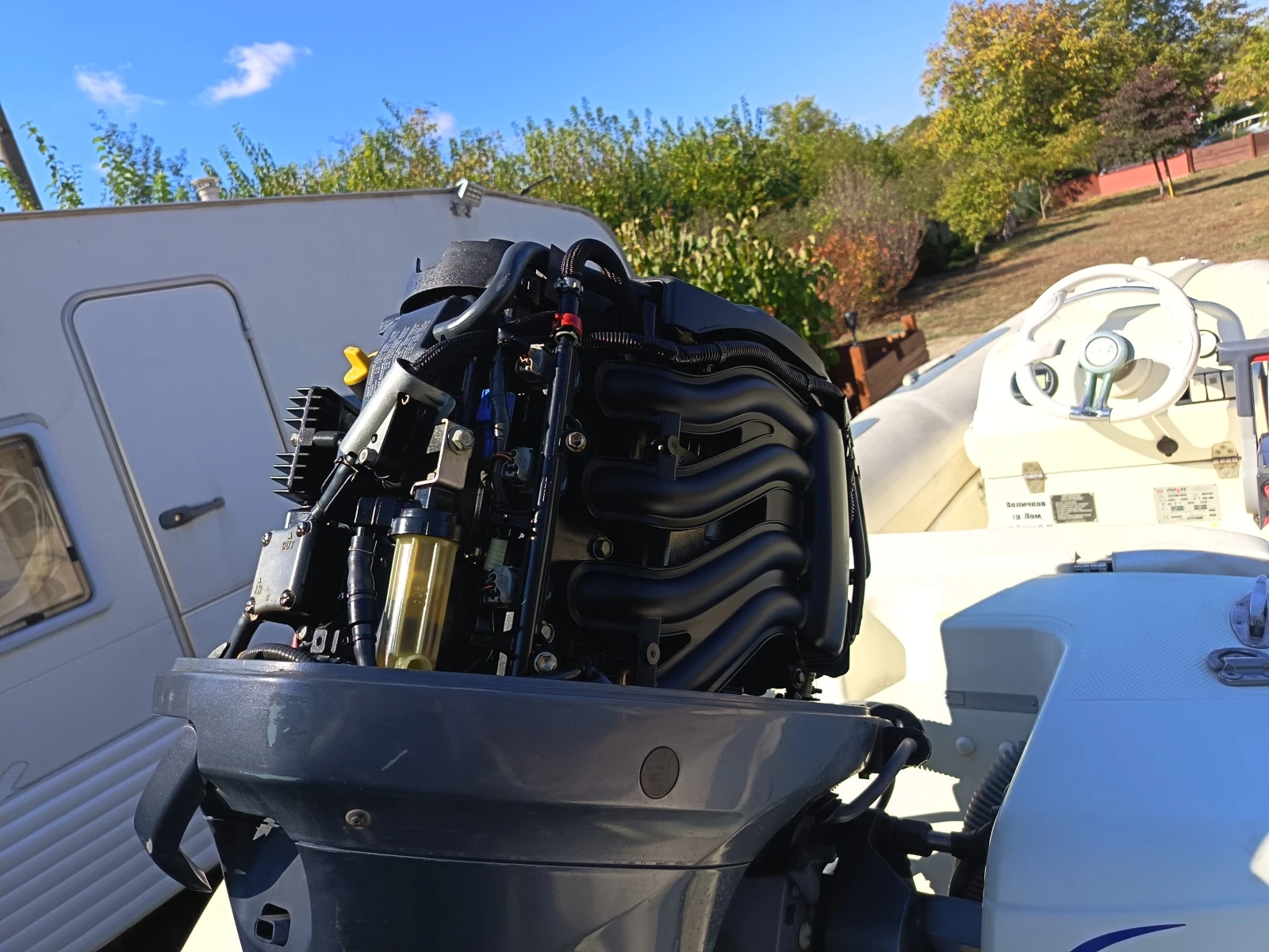 ��������� ����� Avon Avon RIB | Mobile.bg � ����������� 9