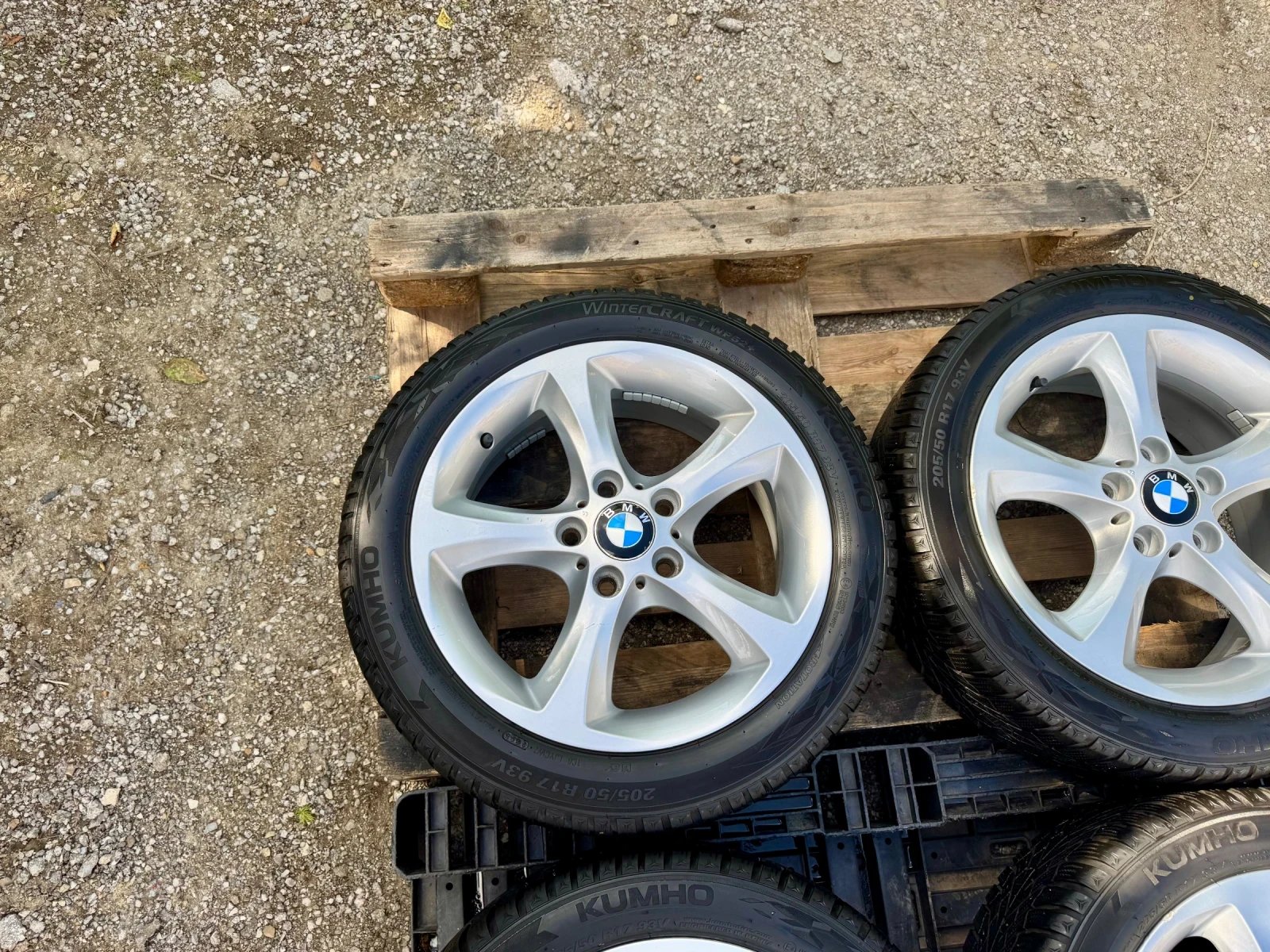 Гуми с джанти Kumho 205/50R17, снимка 7 - Гуми и джанти - 54778723