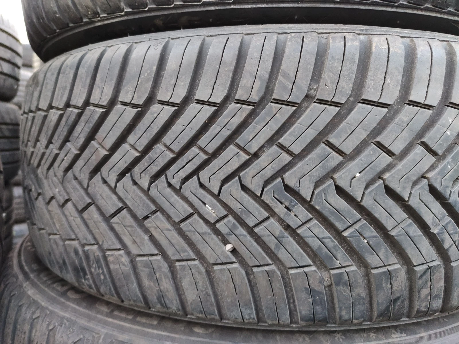 ���� 205/45R17 | Mobile.bg � ����������� 2