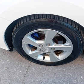 Toyota Auris 2.0 126к.Face, снимка 6